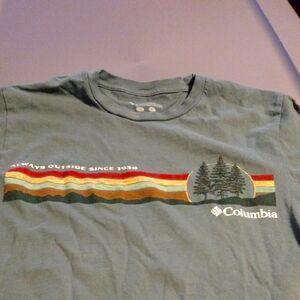 Vintage Columbia T-shirt Small